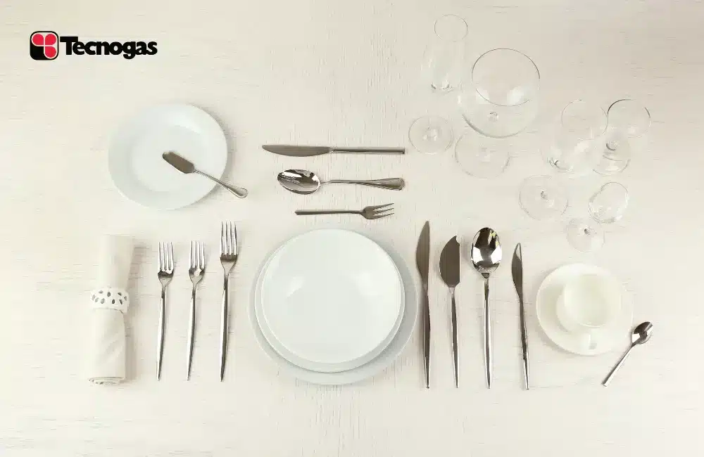 วิธีจัดโต๊ะอาหารแบบสากล ยกระดับมื้ออาหารให้พิเศษกว่าที่เคย